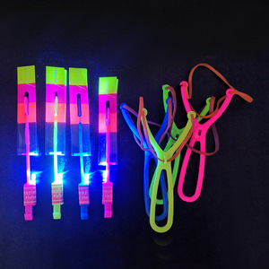 Fronde lumineuse flèches volantes fronde catapulte amusant Double Flash filature épée volante cadeau de jeu de fête pour enfants - Product Image 3
