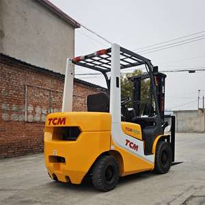 Montacargas Diésel TCM FD30 3T Usado con Motor ISUZU, Confiable y Duradero, Modelo 2024, Neumáticos Sólidos, Mástil de Dos Etapas, Tracción Delantera, para Almacenes - Product Image 3