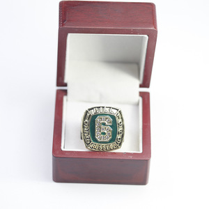 Anillo Conmemorativo del Salón <span class=keywords><strong>de</strong></span> la <span class=keywords><strong>Fama</strong></span> <span class=keywords><strong>de</strong></span> Bill Russell, Estrella del Baloncesto <span class=keywords><strong>de</strong></span> 1956 a 1969, Popular en Europa y América, Anillo Clásico Nostálgico - Product Image 4