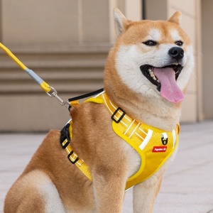 <span class=keywords><strong>Harness</strong></span> Anjing Motif Garis Sport Mewah Bahan PET, Ukuran Sedang, Dapat Disesuaikan, Bernapas, Reflektif, Model Step, Set Tali Anti Tarik - Product Image 2