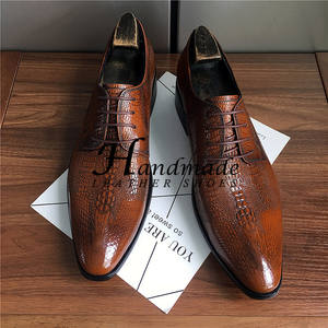 Nouvelles chaussures derby britanniques pour hommes à lacets, en cuir brillant vieilli à texture peau de serpent, à bout ouvert et pointu - Product Image 4