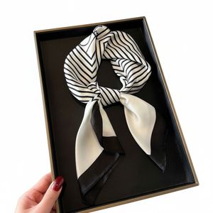 Écharpe en soie de mode quotidienne pour femmes printemps automne écharpe silencieux bandeau - Product Image 1