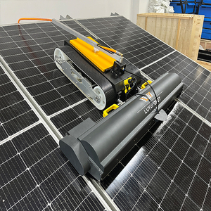 Robot drone de nettoyage de panneaux solaires télécommandé, construction en plaque de fer galvanisé, couleur gris argenté, pour le nettoyage - Product Image 5