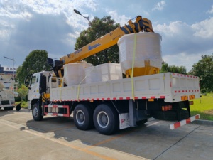 Howo 6x4 PS 12T Kran LKW LKW montiert Gerader Ausleger Kran Fracht LKW Kran nach Südamerika - Product Image 6
