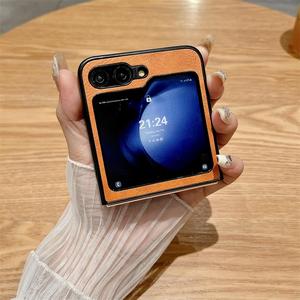 เคสฝาพับโทรศัพท์แม่เหล็กสำหรับ Samsung Galaxy <span class=keywords><strong>Z</strong></span> <span class=keywords><strong>Flip</strong></span> 6 <span class=keywords><strong>Z</strong></span> <span class=keywords><strong>Flip</strong></span> 5/<span class=keywords><strong>4</strong></span>/3สินค้าอินเทรนด์สำหรับ Samsung Galaxy <span class=keywords><strong>Z</strong></span> - Product Image 3