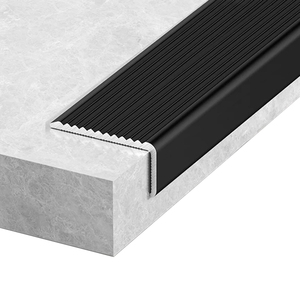 Profilé de nez de marche antidérapant en alliage d'aluminium pour usage commercial, protection de bordure de marche sécurisée, rénovation d'escalier, moulure de finition pour nez de marche - Product Image 1