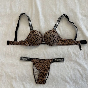 <span class=keywords><strong>Completo</strong></span> <span class=keywords><strong>Intimo</strong></span> <span class=keywords><strong>Donna</strong></span> Push-up 3/4 con Spalline Regolabili e Strass, Stile Europeo-Americano, Senza Schienale, per Commercio Transfrontaliero - Product Image 3