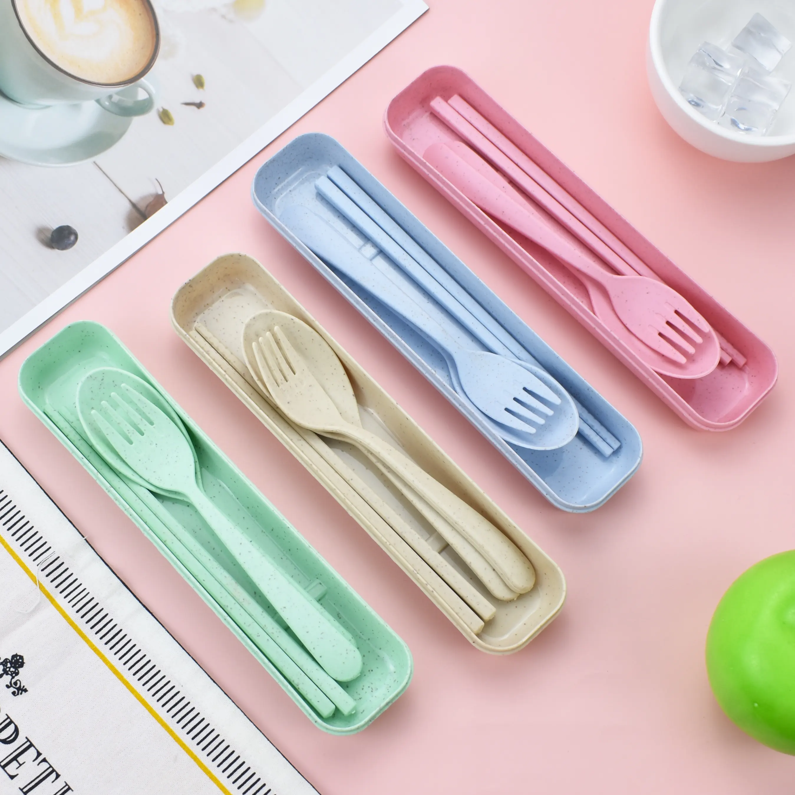 hot sale reusable eco friendly food grade travel portable children's plastic wheat straw cutlery set with case
