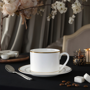 Cổ điển Châu Âu trắng và vàng Tea <span class=keywords><strong>Cup</strong></span> <span class=keywords><strong>Set</strong></span>,8.5 OZ Latte ly và saucers <span class=keywords><strong>Set</strong></span>, xương Trung Quốc teacup cho đám cưới - Product Image 1