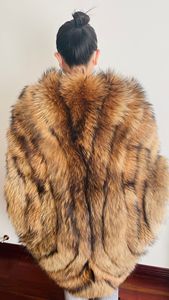 Abrigo de Piel de Mapache de Moda, Abrigos de Mujer - Product Image 6