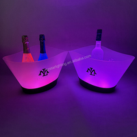 Affichage de bouteille de cocktail de bière Champagne seau à glace illuminé par LED en plastique rechargeable avec logo personnalisé pour la barre de fête de boîte de nuit