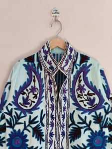 Veste en velours bohème Suzani, brodée à la main, motif floral, manteau vintage tribal bohème, vêtement d'extérieur artistique, broderie ouzbek - Product Image 2