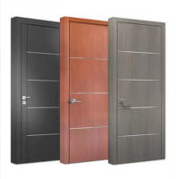 Portes intérieures modernes et écologiques en bois massif pour salles de bains Chambres à coucher Villas Appartements et hôtels Finition peinte Ouverture par poussée