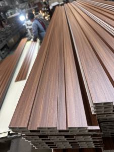 Nouveau design de panneaux muraux anti-bruit cannelés 3D en <span class=keywords><strong>bambou</strong></span> WPC PVC pour la décoration intérieure de bureaux à domicile - Product Image 4