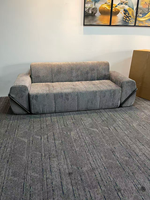 Leicht zu verstauendes, breites Sofa aus hellbraunem Samt, komprimiert, modern, luxuriös, faltbar, ausziehbar, umwandelbar, Couch aus Edelstahl