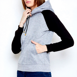 Sudadera con Capucha Gris para Mujer, con Mangas Negras, Color Sólido, Tejida, Informal, para Otoño, Transpirable, Corte Regular - Product Image 5