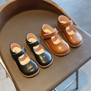 Zapatos Retro de Cuero para Niñas, Estilo Primavera-Otoño, con Diseño Calado de Corazón, Suela Suave de PU, Zapatos Casuales de Princesa - Product Image 2