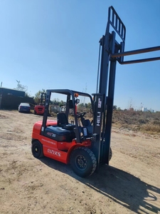 Carretillas elevadoras diesel de alta calidad usadas de China 2.5ton 3ton 3.5ton 5ton 6ton 7ton 16ton en venta - Product Image 3