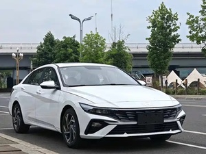 Autos Usados Hyundai Elantra 2023 1.5L CVT LUX Edición Premium 1.5L 115 L4 Gasolina 4 Puertas 5 Asientos Sedán - Product Image 2