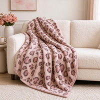 Couverture d'hiver douce en flanelle et peluche, 80*120cm, portable, motif personnalisé, prix de gros