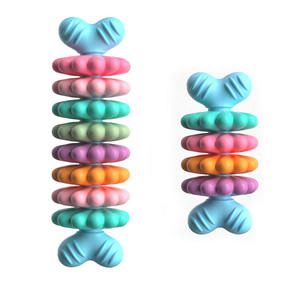 Lightweight Petal-Shaped Dog Chew Toy Wear-Resistant Tear-Safe for Cat Molar Bite Dog <b>Tooth</b> <b>Cleaning</b> <b>Tool</b> Made of Durable Rubber - Product Image 1