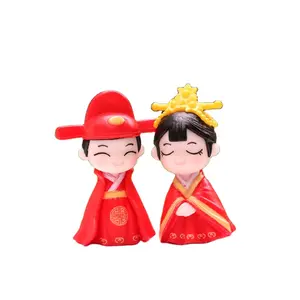 Cartoon Dollhouse Miniature Brinquedos Estilo Chinês Traje Casais Estatueta Estilo Tang Decoração Boneca Do Casamento