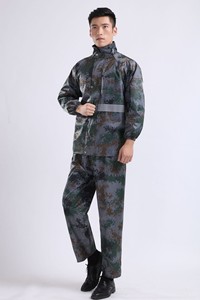 Ensemble de <span class=keywords><strong>pluie</strong></span> camouflage imperméable 2 pièces personnalisé avec veste et <span class=keywords><strong>pantalon</strong></span> réfléchissants pour adultes (hommes et femmes) - Product Image 2
