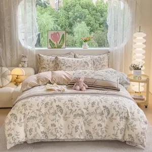 Yeni modern stil çift taraflı tasarım dört adet ekolojik mat baskılı yorgan yatak takımları lüks çarşaf yatak setleri