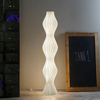 Lampe de sol nordique moderne simple en aluminium LED à intensité variable infinie, CRI élevé 95, garantie de 2 ans, chambre à coucher, salon, hôtel