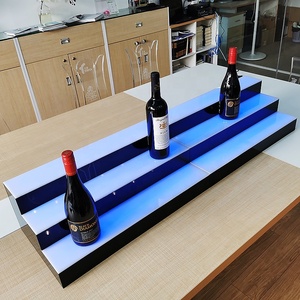 Estante de Licor Premium para Escritorio, con Iluminación LED, Personalizable, de 3 Niveles, en PMMA, para Exhibición de Ron, Whisky, Vodka, Champaña, Brandy y Vino, para Bares y Tiendas - Product Image 3