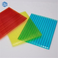 Muestra gratis de plástico colorido policarbonato hueco Roofing hoja de techo