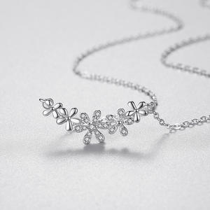 Collier marguerite personnalisable en cuivre et argent sterling S925, chaîne de clavicule simple et élégante, bijou raffiné pour femme - Product Image 4