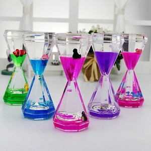 Yu Mo - Adorno Acrílico con Aceite de Diamantes en Forma de Reloj de Arena, Decoración Líquida Colorida para el Hogar u Oficina, Regalo para Mayores de 14 Años - Product Image 1