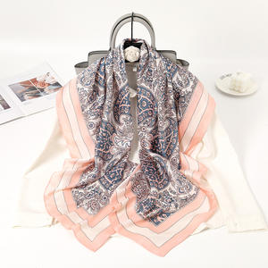 Tùy Chỉnh Thanh Lịch Đầu Khăn Phụ Nữ Sang Trọng Khăn Choàng Vuông 110*110Cm In Ấn Ngựa Khăn Lụa Cho Bán Buôn - Product Image 5