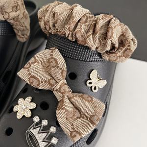 دلايات بتصميم قماش الجينز لتغطية حزام الحذاء، دلايات مخصصة لتغطية الحذاء مع إكسسوارات أحذية لامعة من حجر الراين لتزيين أربطة الحذاء بنفسك - Product Image 3