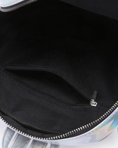 Mochila Holográfica Alien Kawaii - Bolso Bandolera Plateado de PU Sintético, Mochila Escolar para Niñas Espaciales - Product Image 4