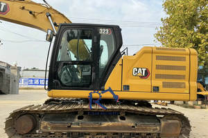 Mini-excavatrice hydraulique Caterpillar CAT323 d'occasion, type chenille, moteur d'occasion, 2024, d'origine japonaise - Product Image 2
