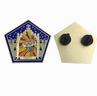 Precio al por mayor de fábrica Venta caliente Aleación de zinc Esmalte duro Gritty Personalizado Sombrero mágico Pin Insignia con embragues de mariposa