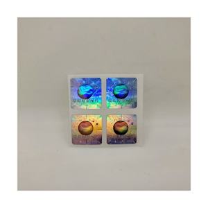 Etiqueta Adhesiva con Patrón Impreso, Rollo de Papel Dorado Impermeable, Etiqueta Adhesiva Transparente Brillante con Logotipo Personalizado, Etiqueta de Embalaje - Product Image 4