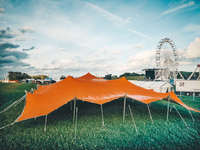 Carpa Elástica Impermeable para Exteriores con Doble Revestimiento de PU y Elasticidad en Cuatro Direcciones