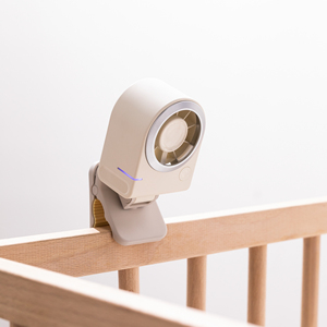 Ventilador de Clip Portátil de 2000 mAh, Dos en Uno, Recargable, Totalmente Ajustable 360° °   Ventilador de Clip Inteligente para Escritorio, Ligero y Pequeño - Product Image 5