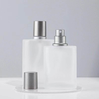 30ml 50ml & 100ml Bouteilles de parfum carrées en verre dépoli bouchon de pulvérisation à vis distributeurs de liquide vides pour emballage utilisations de diffuseur