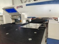 Prensa Punzonadora CNC Automática para Chapa Metálica con Sistema de Torreta