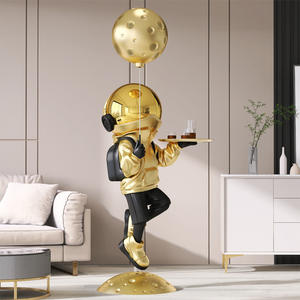 Figura Decorativa de Astronauta de Resina Pintada a Mano, Estilo Folk, para Decoración de Sala de Estar, Oficina u Hogar, de Alta Gama - Product Image 5