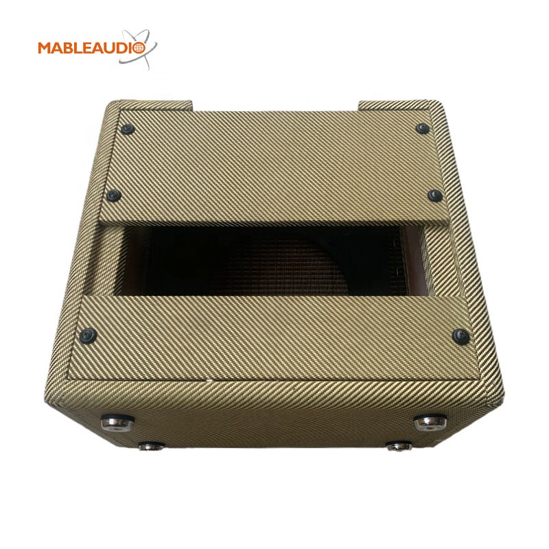 MAGT0030C ヴィンテージスタイル チャンプ 5F1 1x8 ギターキャビネット