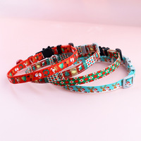 Verstellbares Weihnachts-Katzenhalsband mit Schleife aus Polyester-Nylon, Bedrucktes Kätzchen-Halsband mit Glockenanhänger