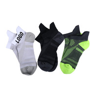 Chaussettes de sport personnalisées pour l'entraînement et le fitness, séchage rapide, antidérapantes, confortables, imprimées numériquement, en Spandex/Nylon/Coton pour l'automne