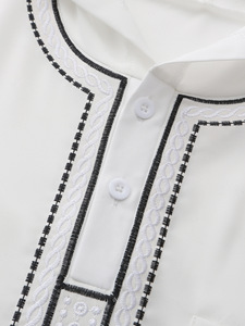 Robe Thobe Noire à Capuche Brodé CCY pour Hommes avec Boutons – Vêtement Islamique Modeste – Vente en Gros – <span class=keywords><strong>Boubou</strong></span> <span class=keywords><strong>Homme</strong></span> Musulman - Product Image 5