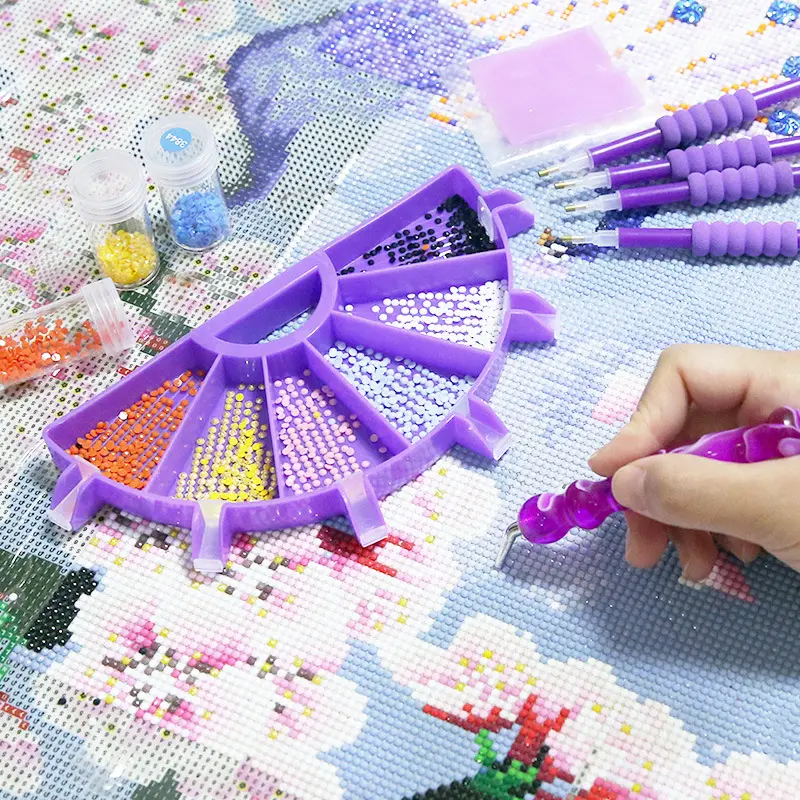 Diamond Painting Accessories Tools Plastic Bead Sorting Tray Diamond Rhinestone Plate Tray with Divider and Paint Brush