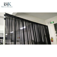 Support de rideaux pliable avec tubes et draperies en mousseline noire pour exposition